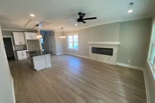408 Summit St, Aberdeen, NC 28315 - Photo 6