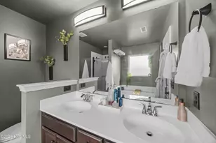 708 Ingram Ct, Jacksonville, NC 28540 - Photo 26