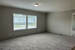 316 Commodore Dr, Rocky Mount, NC 27801 - Photo 8