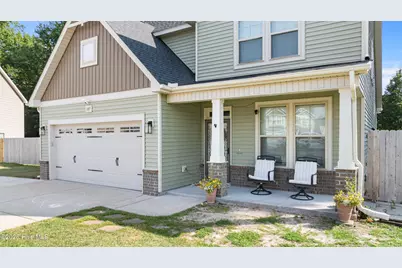 107 E Berkshire Court, Goldsboro, NC 27530 - Photo 4