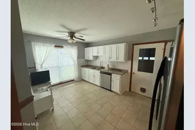 630 Lilac Lane, Vass, NC 28394 - Photo 6