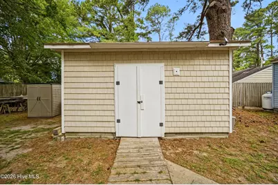 1401 Marr Avenue, Elizabeth City, NC 27909 - Photo 24