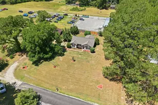 440 Larry Ln, Greenville, NC 27858 - Photo 8