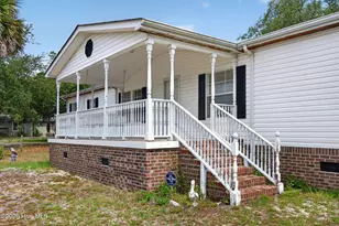 4730 Sea Pnes Dr SE, Southport, NC 28461 - Photo 6