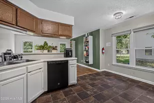 197 Baytree Dr, Jacksonville, NC 28546 - Photo 14