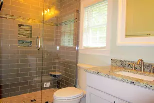 302 Holly Street S, Emerald Isle, NC 28594 - Photo 8