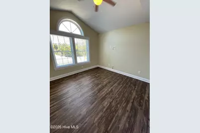 302 Holly Street S, Emerald Isle, NC 28594 - Photo 14