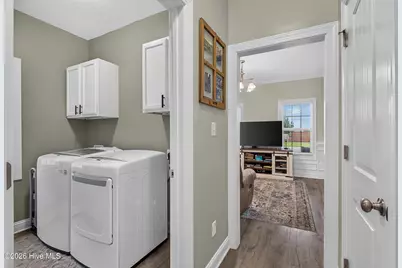 563 Appalachian Trail N, Jacksonville, NC 28546 - Photo 18