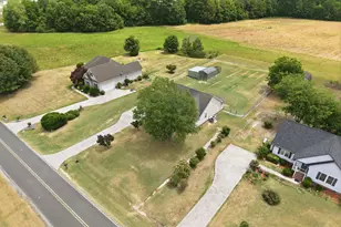 551 Eagles Nest Rd, Grimesland, NC 27837 - Photo 40
