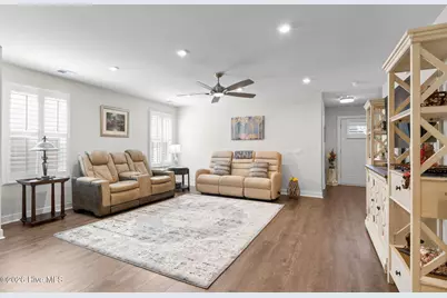 1236 Hickmans Branch Drive NW, Calabash, NC 28467 - Photo 8