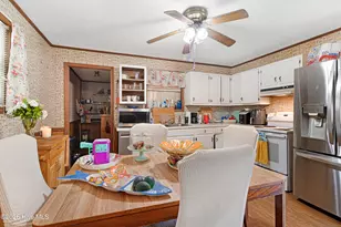 500 Maple Ln, Morehead City, NC 28557 - Photo 8