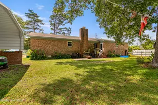 500 Maple Ln, Morehead City, NC 28557 - Photo 2