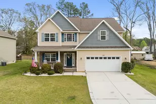 160 Argyll Ave, Aberdeen, NC 28315 - Photo 1