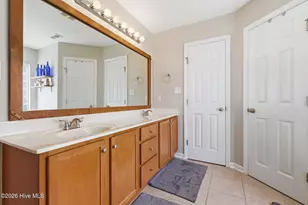 136 Bennington Dr, Raeford, NC 28376 - Photo 4