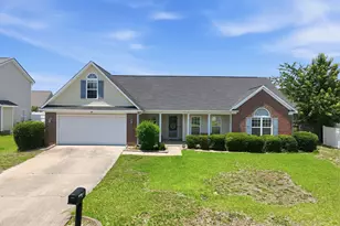 136 Bennington Dr, Raeford, NC 28376 - Photo 2