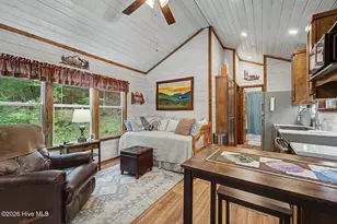 243 Jonquil Woods Rd, Franklin, NC 28734 - Photo 10