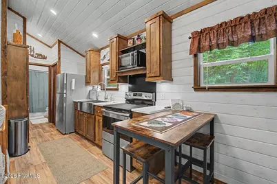 243 Jonquil Woods Road, Franklin, NC 28734 - Photo 12