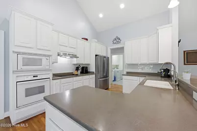 1013 Barkentine Drive, New Bern, NC 28560 - Photo 32