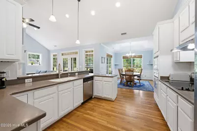 1013 Barkentine Drive, New Bern, NC 28560 - Photo 24