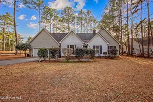 28900-2 Deercroft Dr, Wagram, NC 28396 - Photo 2