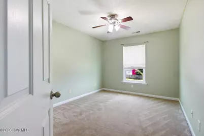 103 Briar Hollow Drive, Jacksonville, NC 28540 - Photo 32