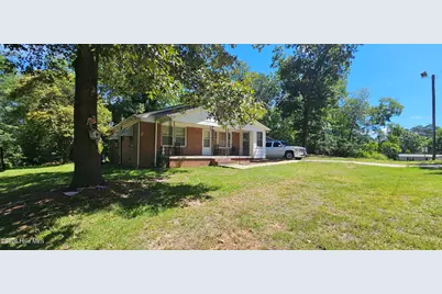 97 Lewis Street, Wadesboro, NC 28170 - Photo 2
