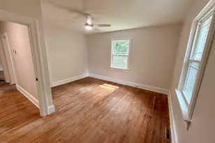 301 W Harper St, Snow Hill, NC 28580 - Photo 8