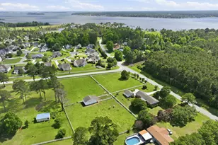 626 W Firetower Rd, Swansboro, NC 28584 - Photo 46