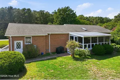 626 W Firetower Road, Swansboro, NC 28584 - Photo 6