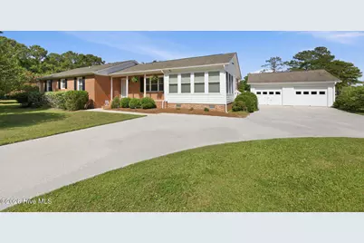 626 W Firetower Road, Swansboro, NC 28584 - Photo 4