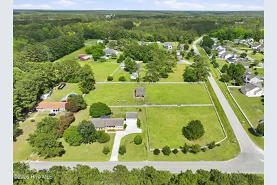 626 W Firetower Road, Swansboro, NC 28584 - Photo 10
