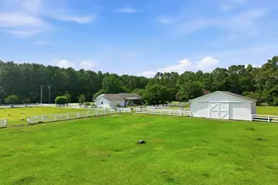 626 W Firetower Rd, Swansboro, NC 28584 - Photo 8