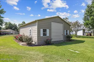 2029 W Nc 403 Hwy, Faison, NC 28341 - Photo 16