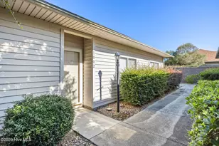 1002 Summerlin Falls Ct, Wilmington, NC 28412 - Photo 2