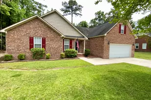 1005 Greenway Dr, Jacksonville, NC 28546 - Photo 2
