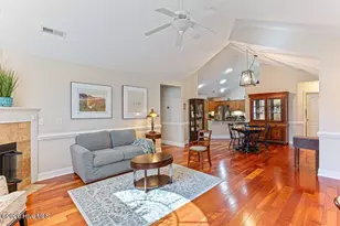 103 W Chelsea Ct, Southern Pines, NC 28387 - Photo 4