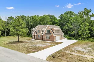 2038 Autumn Dr, Kinston, NC 28501 - Photo 8