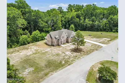 2038 Autumn Drive, Kinston, NC 28501 - Photo 10