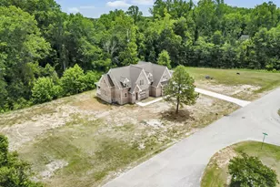 2038 Autumn Dr, Kinston, NC 28501 - Photo 10