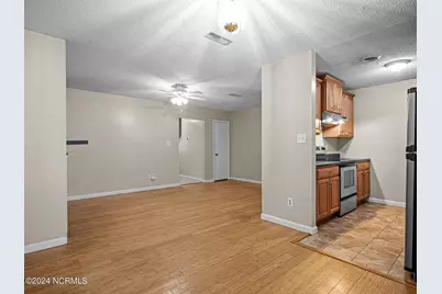 24 S Onsville Place, Jacksonville, NC 28546 - Photo 4