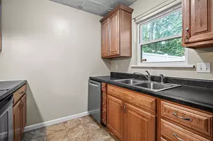 24 S Onsville Pl, Jacksonville, NC 28546 - Photo 6