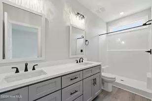 112 Eastbay Wy, Beaufort, NC 28516 - Photo 32