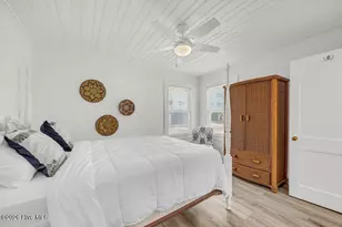715 Carolina Beach Ave N, Carolina Beach, NC 28428 - Photo 10