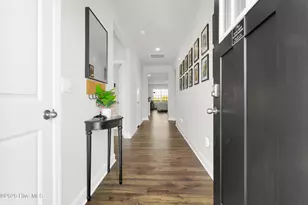 501 Dakota Ave, New Bern, NC 28560 - Photo 2