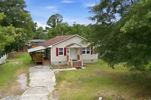 913 Fort Totten Dr, New Bern, NC 28560 - Photo 4