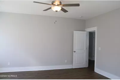 21 E Singing Avenue, Hampstead, NC 28443 - Photo 10