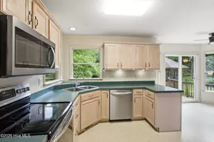 1707 Caracara Dr, New Bern, NC 28560 - Photo 32