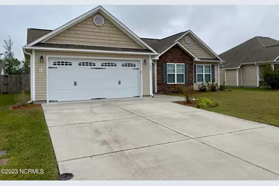 704 Radiant Drive, Jacksonville, NC 28546 - Photo 2