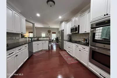 1 Laurel Valley Court, Southern Pines, NC 28387 - Photo 6