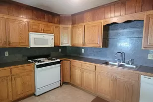 329 E 11th St, Washington, NC 27889 - Photo 14